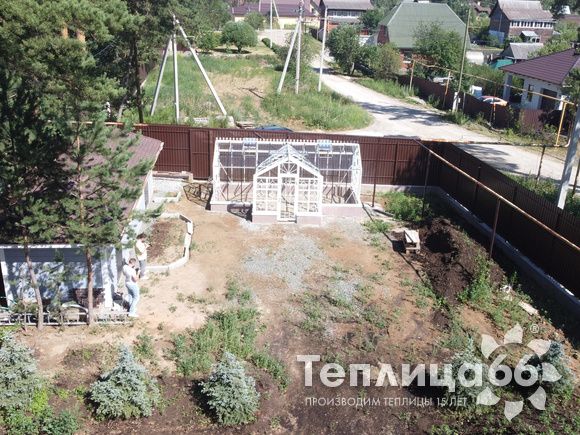 Новинка 2021 - Дизайнерская теплица + Фасад в английском стиле для теплиц botanik. 